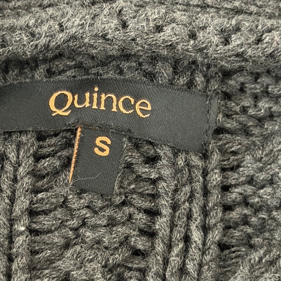 QUINCE Organic Cotton Cable Knit Cardigan Charcoal Chunky Classic Women's S - Picture 2 of 9